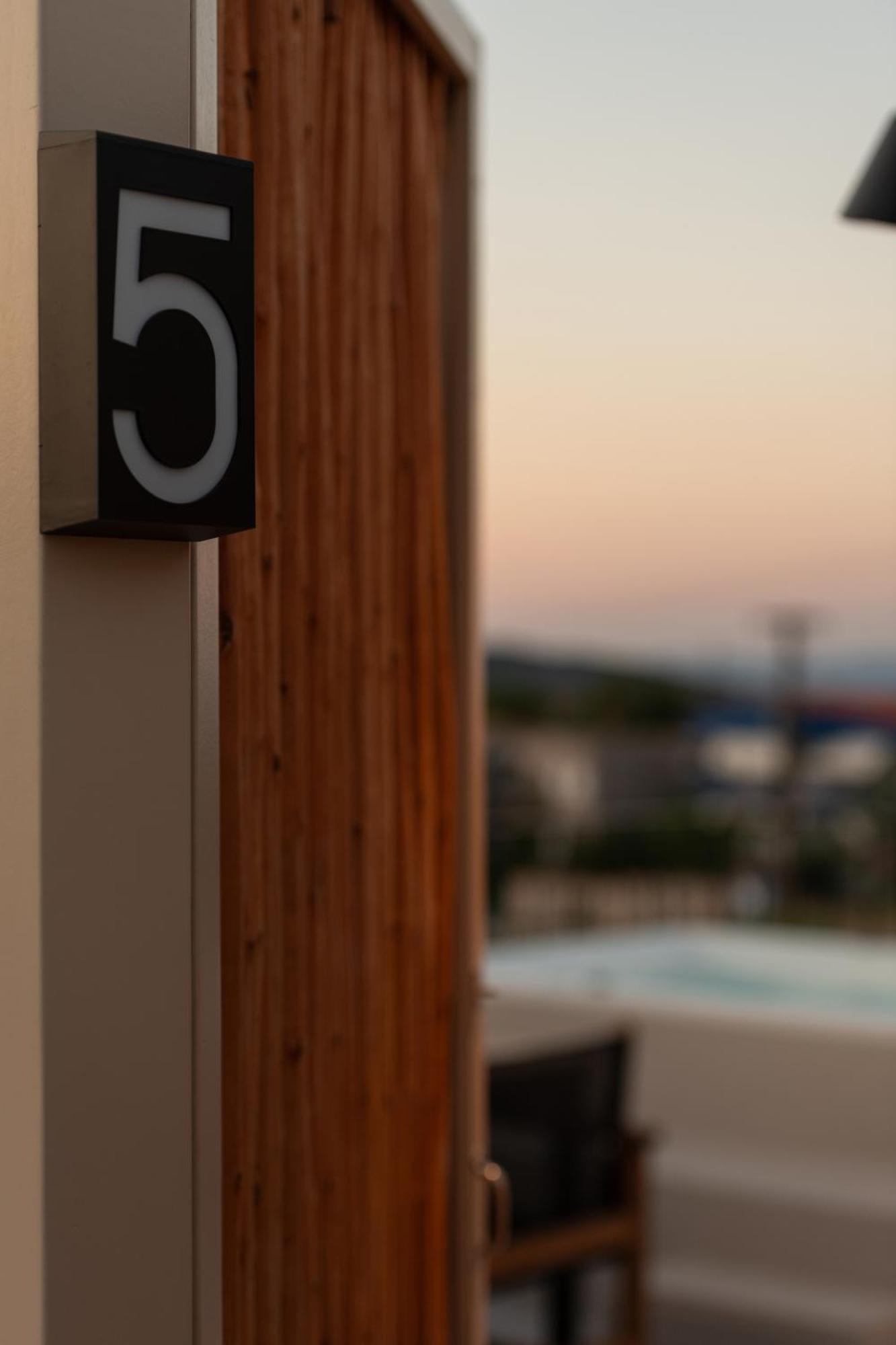 Olivera Suites Sarti Extérieur photo